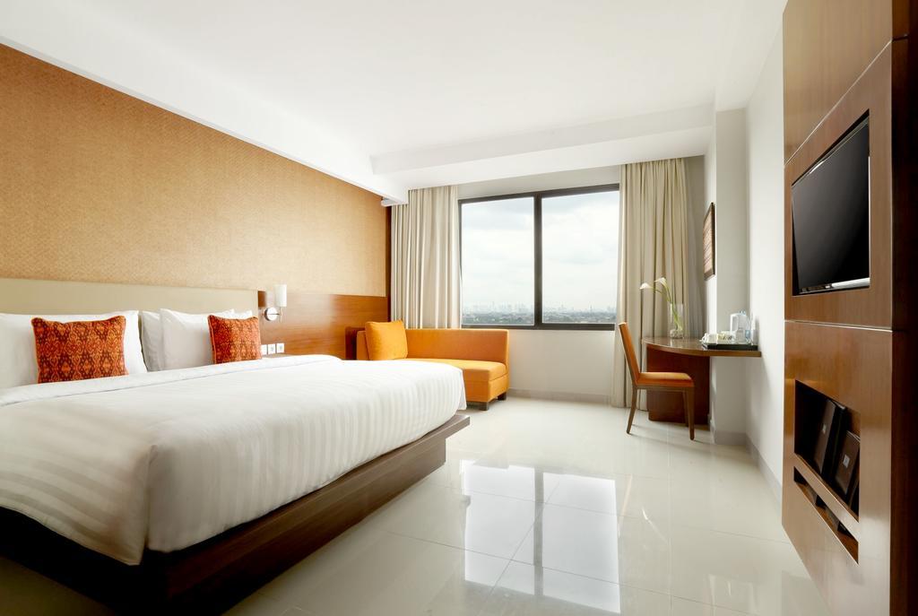 Santika Premiere Bintaro 4* Serpong