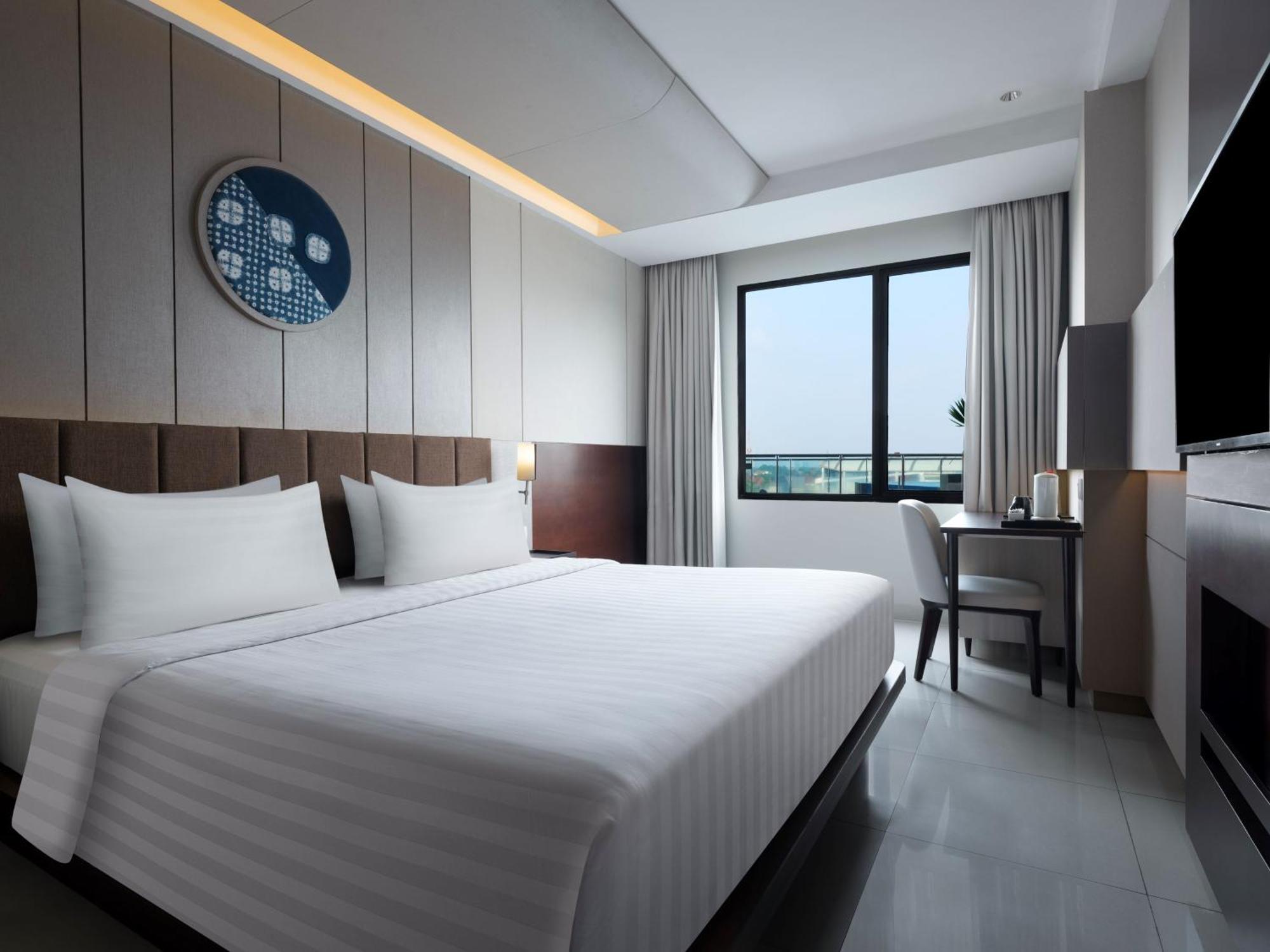 Santika Premiere Bintaro Serpong